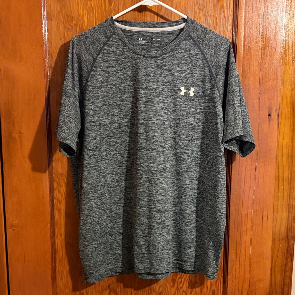 Under Armour Men's Charcoal Heather Athletic T-Shirt